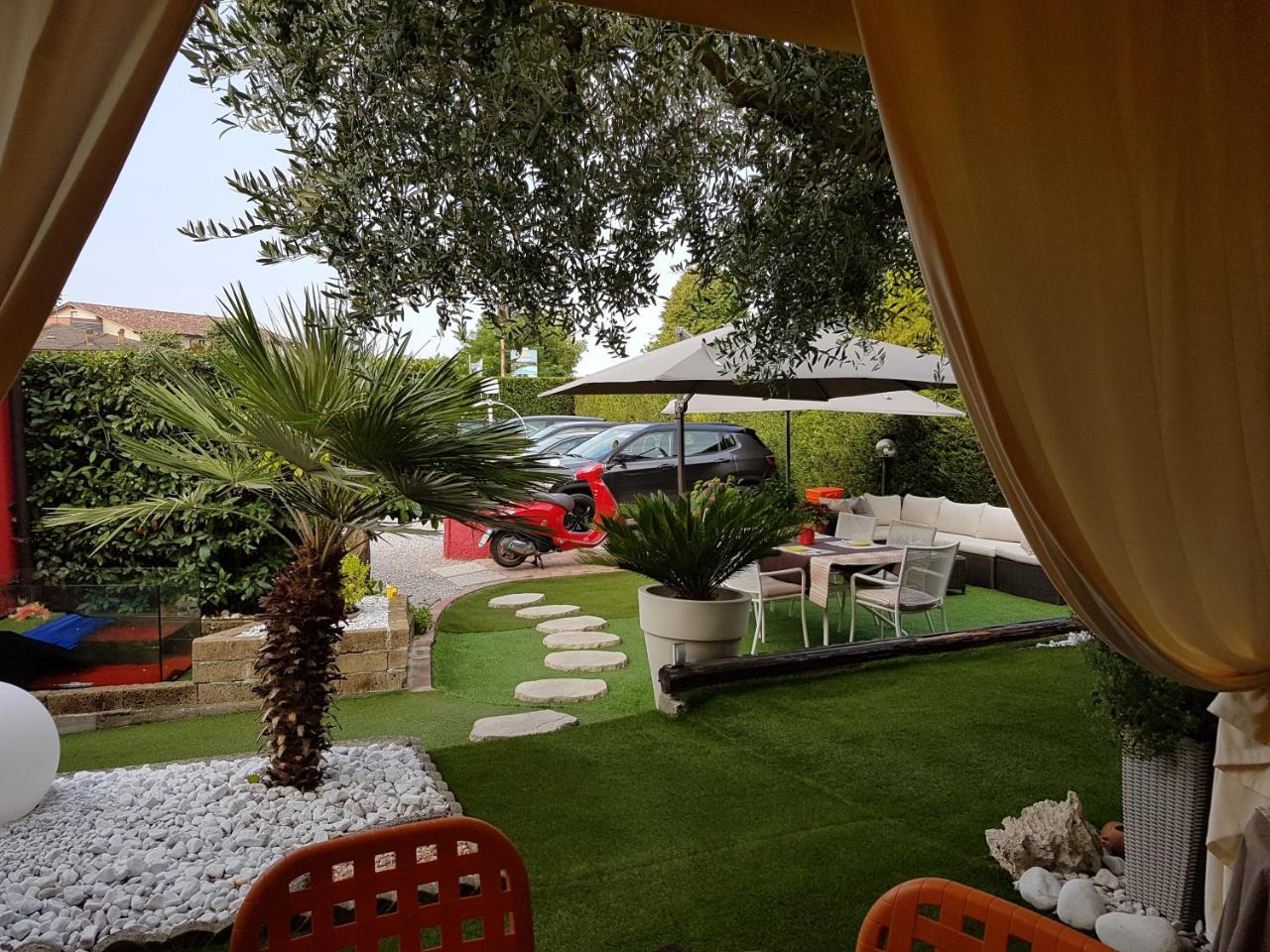 Garda Dream Hotel Lazise Ngoại thất bức ảnh